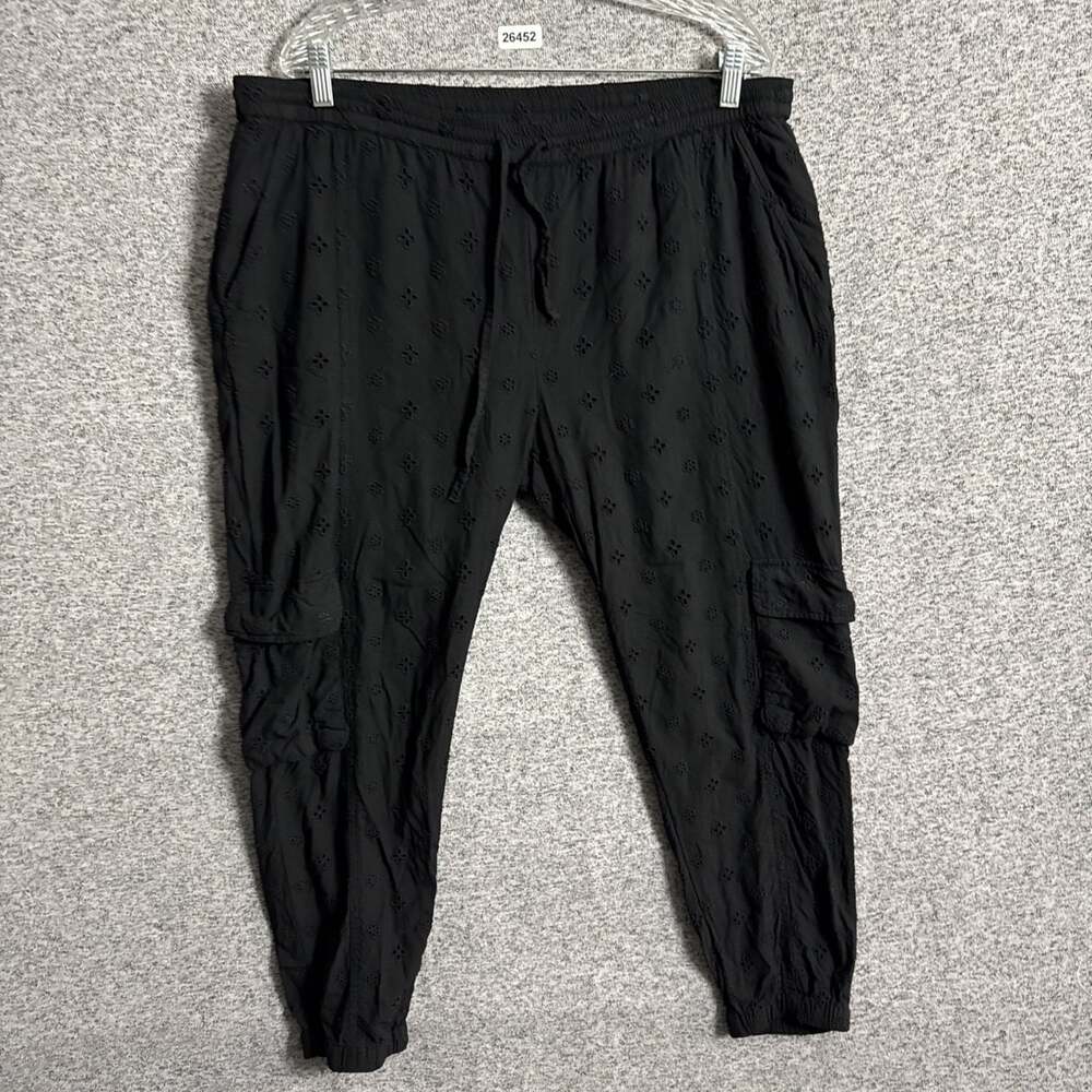 Sundance Women's Large Embroidered Eyelet Tapered Leg Lined Cargo Jogger Pants